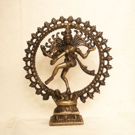 Statua Shiva Nataraja media